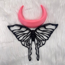 Load image into Gallery viewer, Luna Moth and Moon Shelf