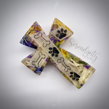 Load image into Gallery viewer, Preserved Floral Cross