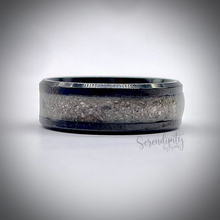 Load image into Gallery viewer, 4mm Masculine Cremation Ash Band Memorial Ring