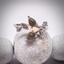 Load image into Gallery viewer, 4x6mm Double Teardrop Tree Branch and Leaf Cremation Ash Memorial Ring