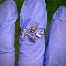 Load image into Gallery viewer, 4x6mm Double Teardrop Tree Branch and Leaf Cremation Ash Memorial Ring