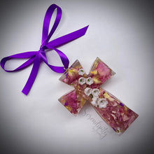 Load image into Gallery viewer, Preserved Floral Cross