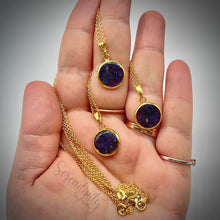 Load image into Gallery viewer, Sterling Silver 12mm Flat Round Floral Pendant