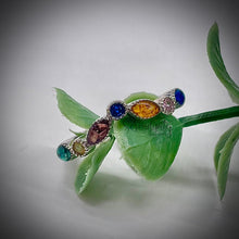 Load image into Gallery viewer, Floral V Shape Half Band Memorial Ring