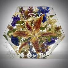 Load image into Gallery viewer, Large Hexagon Floral Preservation