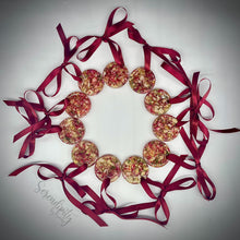 Load image into Gallery viewer, Circle Ornament with Florals