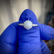 Load image into Gallery viewer, Round Breastmilk Keepsake Ring