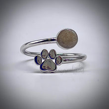 Load image into Gallery viewer, 6mm Circle and Paw Cremation Ash Memorial Ring