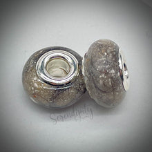 Load image into Gallery viewer, Memorial Keepsake Bead (Floral, Cremation, and Breastmilk)