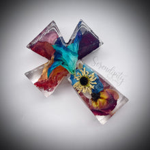 Load image into Gallery viewer, Preserved Floral Cross