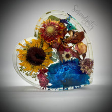 Load image into Gallery viewer, Large Heart Floral Preservation