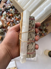 Load image into Gallery viewer, Selenite Wands : 4 inch