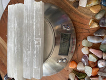 Load image into Gallery viewer, Selenite Wands : 4 inch