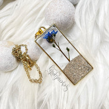 Load image into Gallery viewer, Cremation Ash Bezel Pendant with Forget Me Not