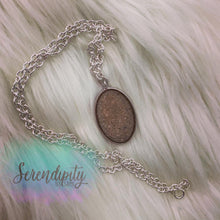 Load image into Gallery viewer, Cremation Ash Bezel Pendant