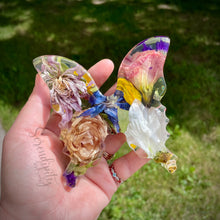 Load image into Gallery viewer, Floral Preservation Memorial Butterfly Keepsake (Small)
