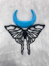Load image into Gallery viewer, Luna Moth and Moon Shelf
