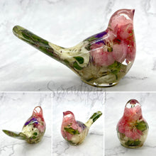 Load image into Gallery viewer, Floral Preservation Memorial Bird Keepsake
