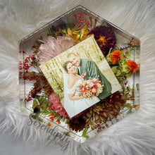 Load image into Gallery viewer, Large Hexagon Floral Preservation
