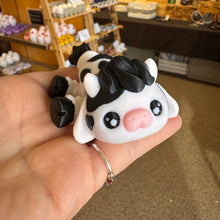 Load image into Gallery viewer, Cow Flexi

