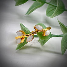 Load image into Gallery viewer, Breastmilk Leaf Band Keepsake Ring
