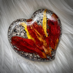 2.6 inch Resin Heart with Dried Flowers and Cremation Ash