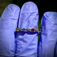 Load image into Gallery viewer, 3mm Seven Stone Round Cremation Ash Ring with Birthstones
